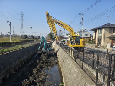 辰井川護岸工具
