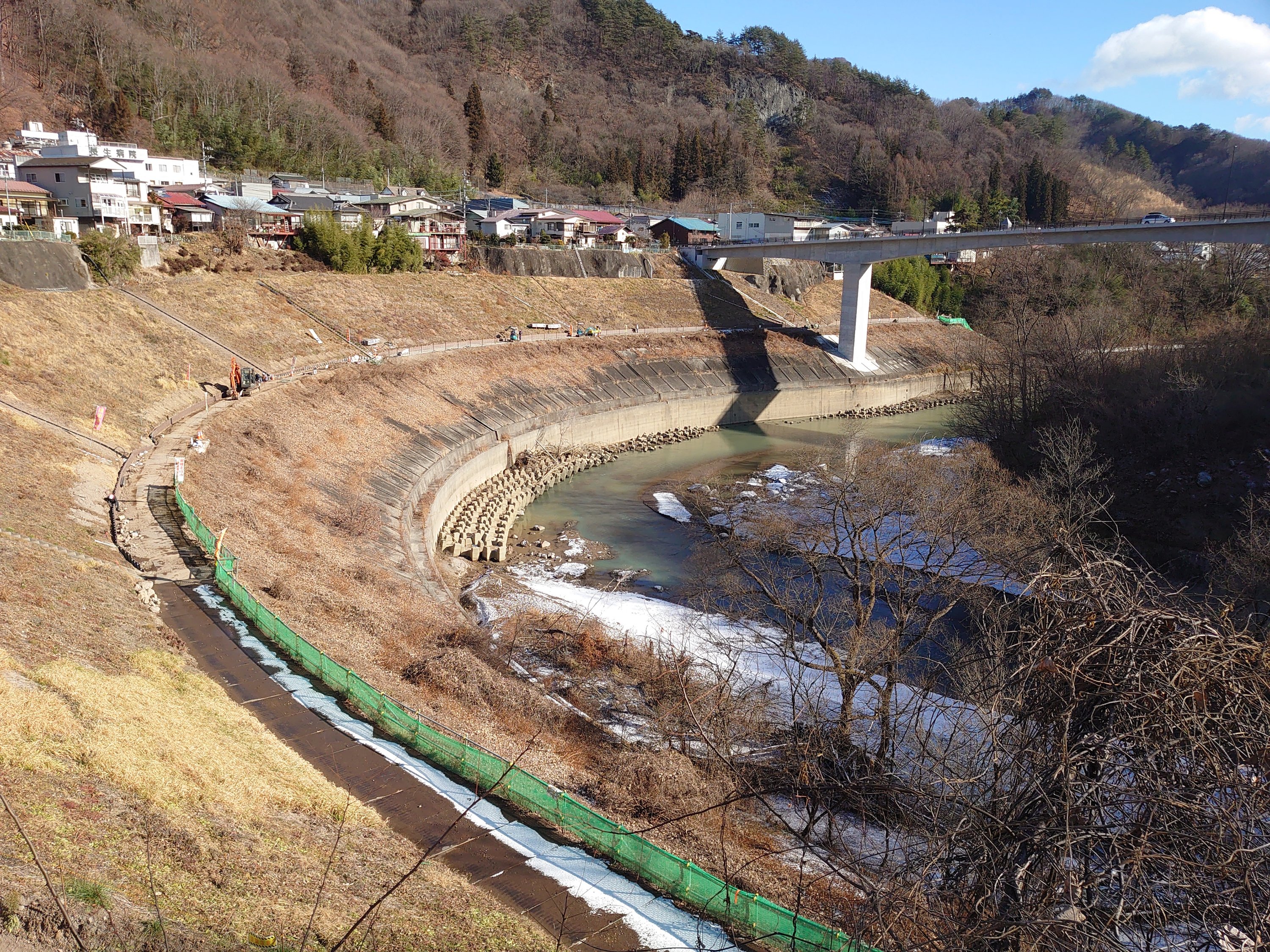 八ッ場ダム管理用通路工事