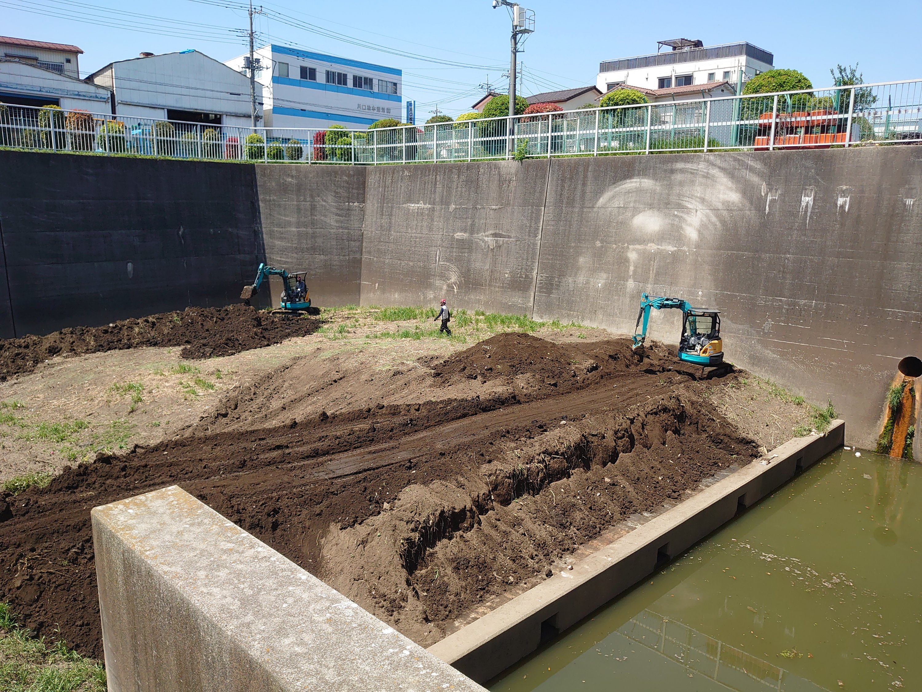 毛長川浚渫工事